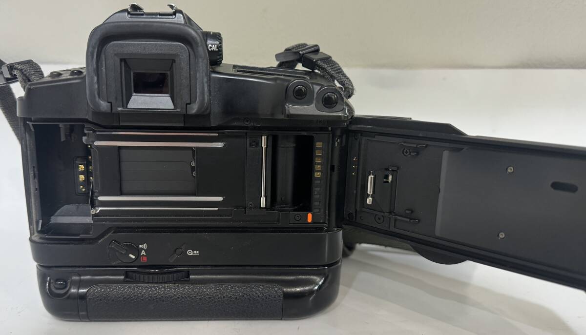 Canon キャノン EOS 3 EYE CONTROL 一眼レフフィルムカメラ ボディ パワードライブ PB-E2の画像8