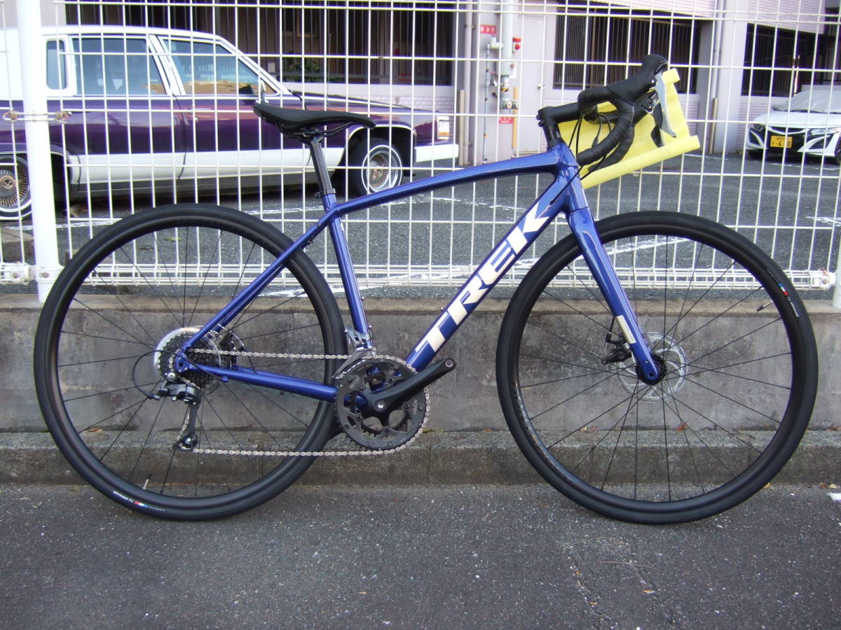 超美品（走行10km未満）!! TREK DOMANE AL2 DISC 2023年モデル 52 Hex Blue トレック ドマーネ AL2 ディスクの画像1