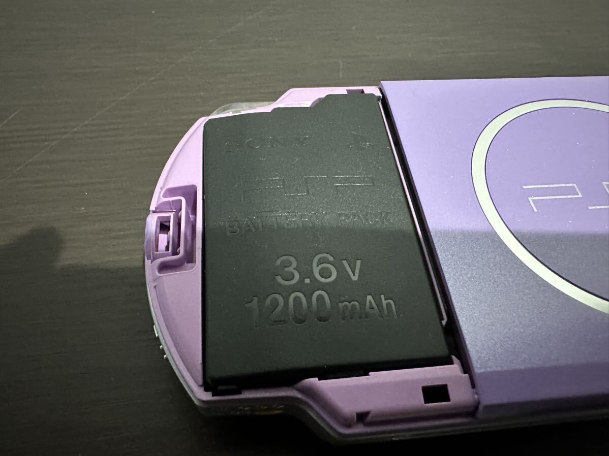 PSP 3000 SONY ソニー プレイステーション ポータブル 本体のみ 充電器なし 通電確認済み_画像7