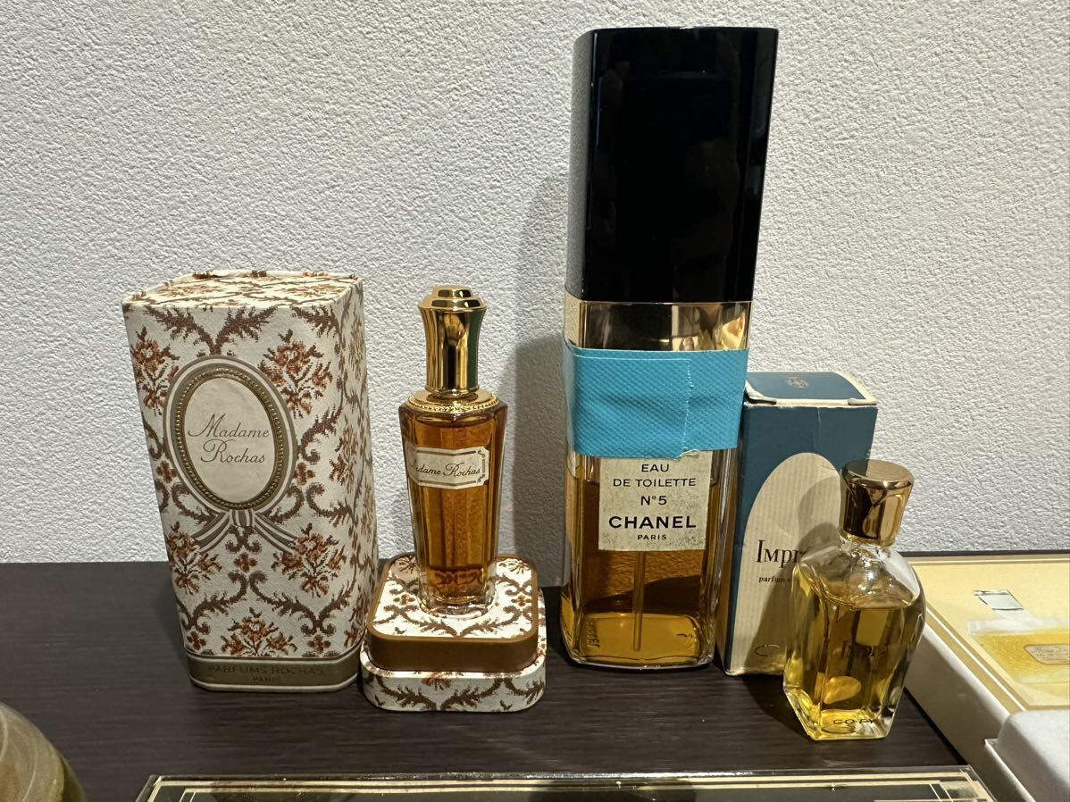 香水 まとめ CHANEL Dior ESTEE LAUDER シャネル ディオール エスティローダー 中古 期限切れの画像2