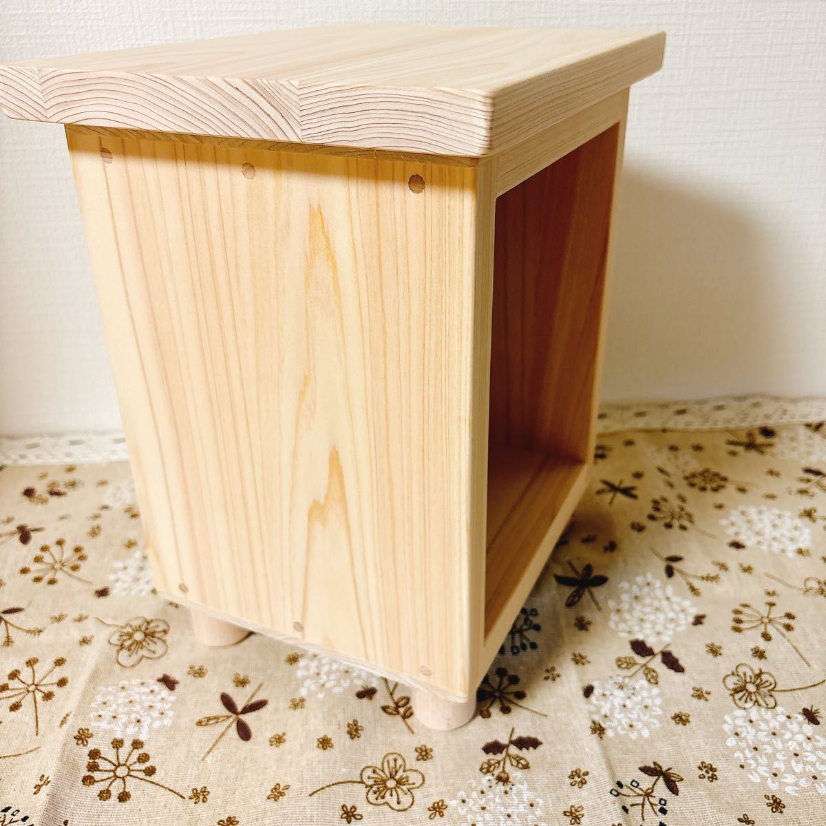 ハンドメイド　本棚　ミニテーブル　収納　ラック　サイドテーブ　ローテーブル　インテリア　生活雑貨　木製　ひのき