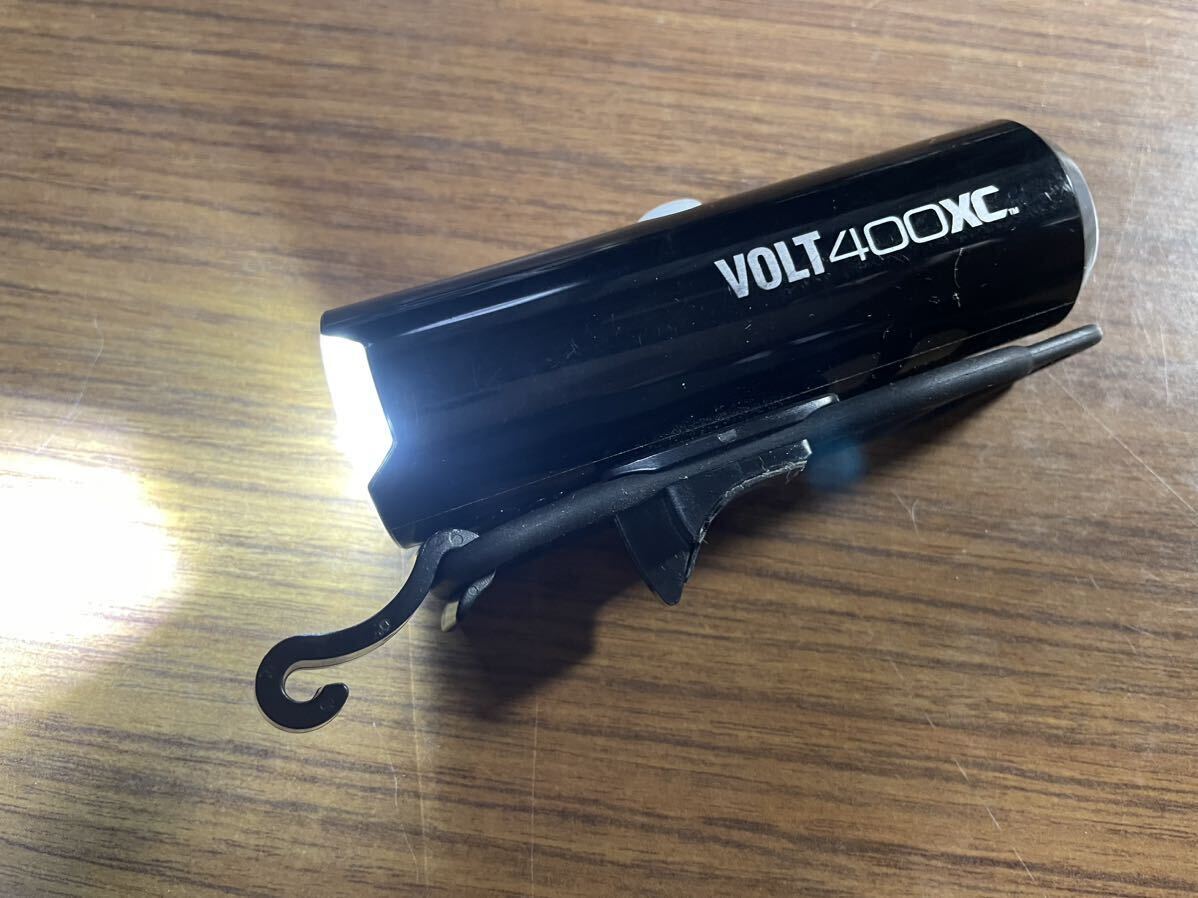CATEYE 400ルーメン USB充電式LEDヘッドライト VOLT400XC HL-EL070RC _画像2
