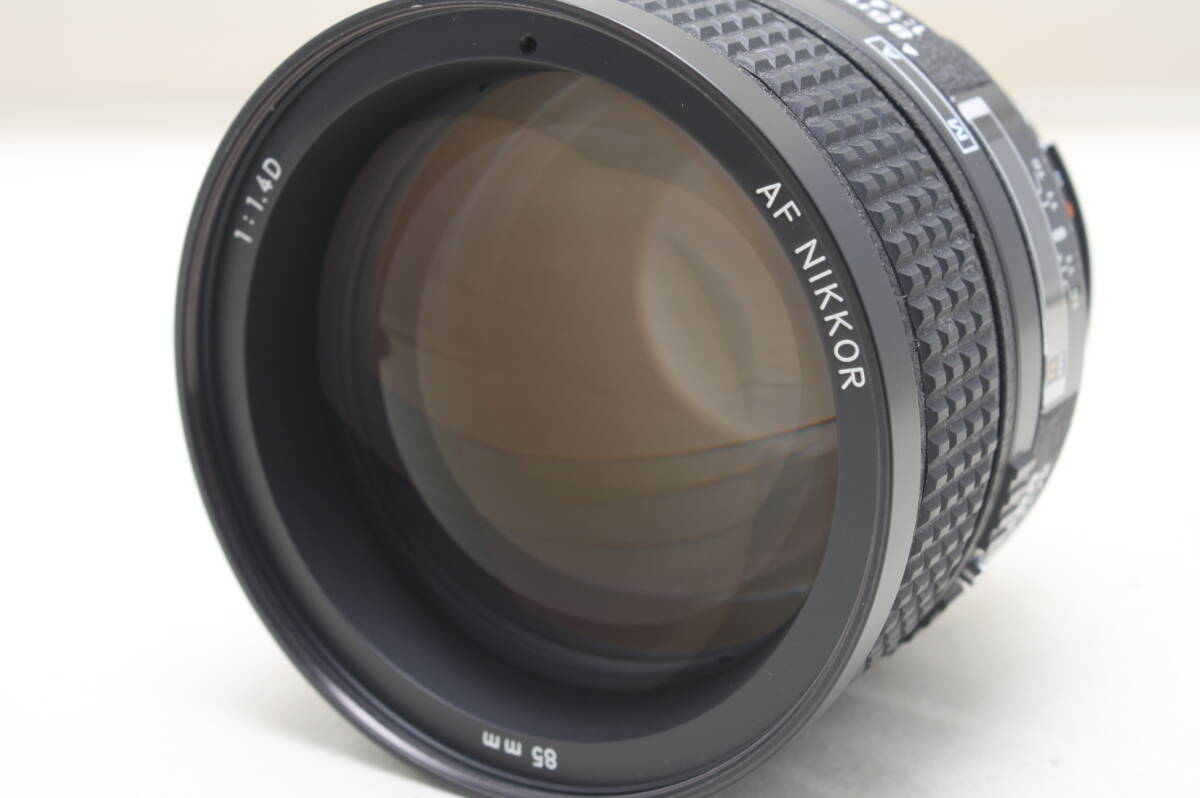 ニコン AF 85mm F1.4 D_画像2