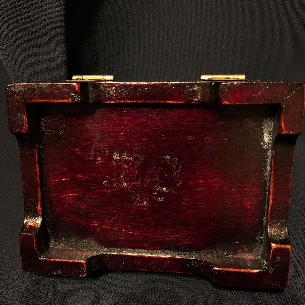 中国美術 宝石箱 小物入れ ジュエリーボックス アンティーク 木製 白玉透彫 鍵付の画像7