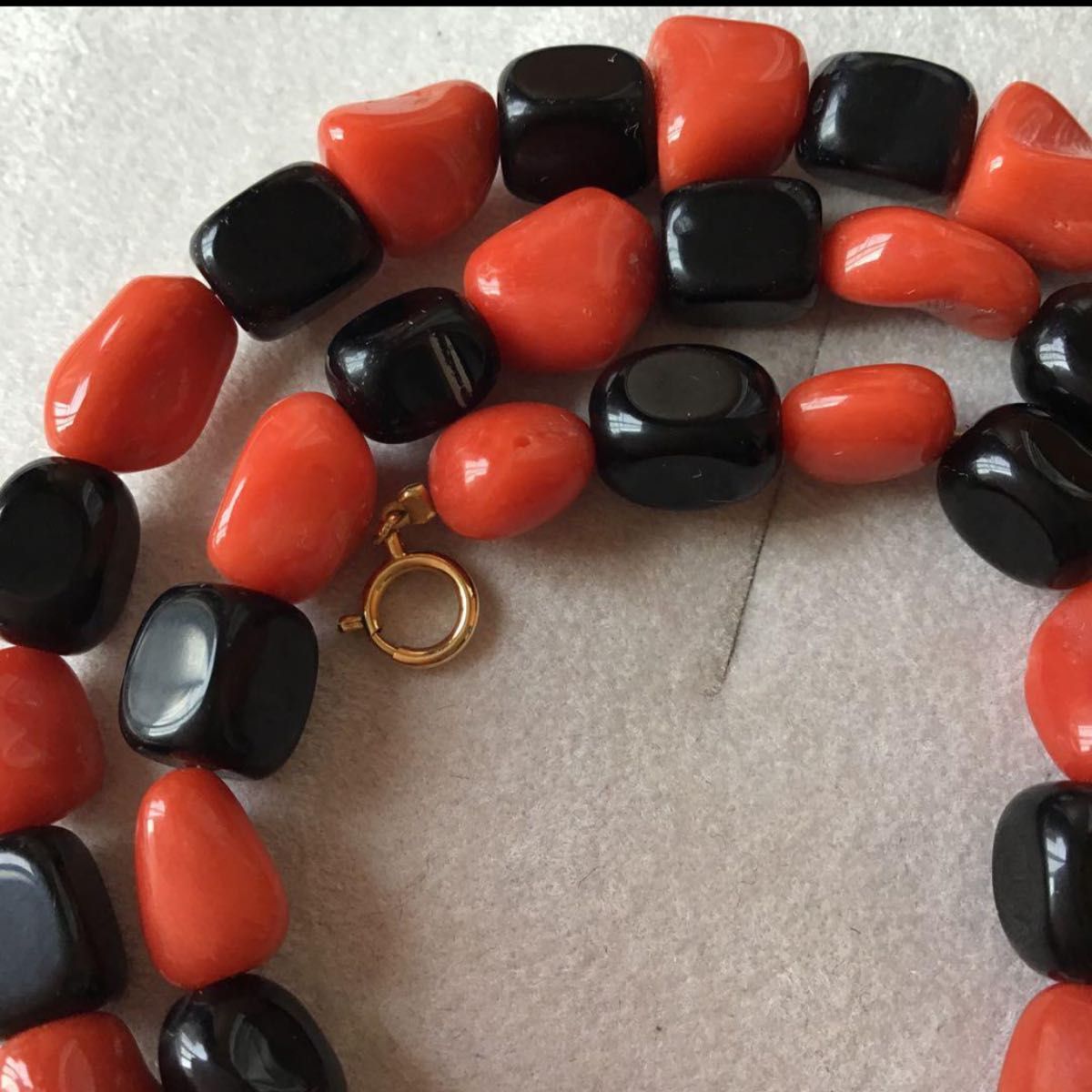 赤珊瑚 黒珊瑚ネックレス サンゴ 天然 本珊瑚 K18 大粒 キ43