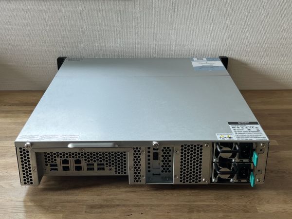 QNAP TS-873U-RP NAS 8ベイ 1円スタート