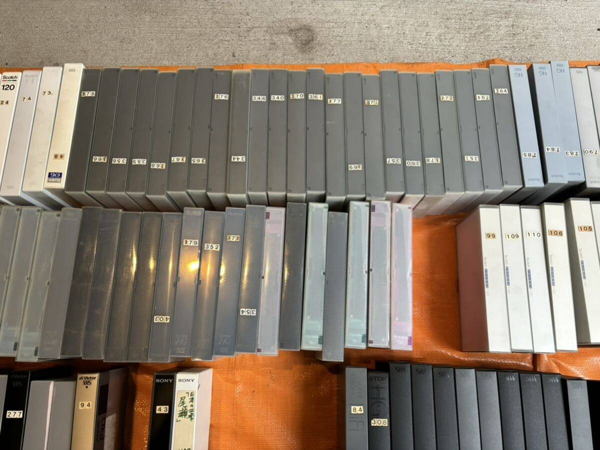 VHS 録画済みビデオテープ203本 SONY、Victor、Scotch,TDK,FUJI,など_画像3