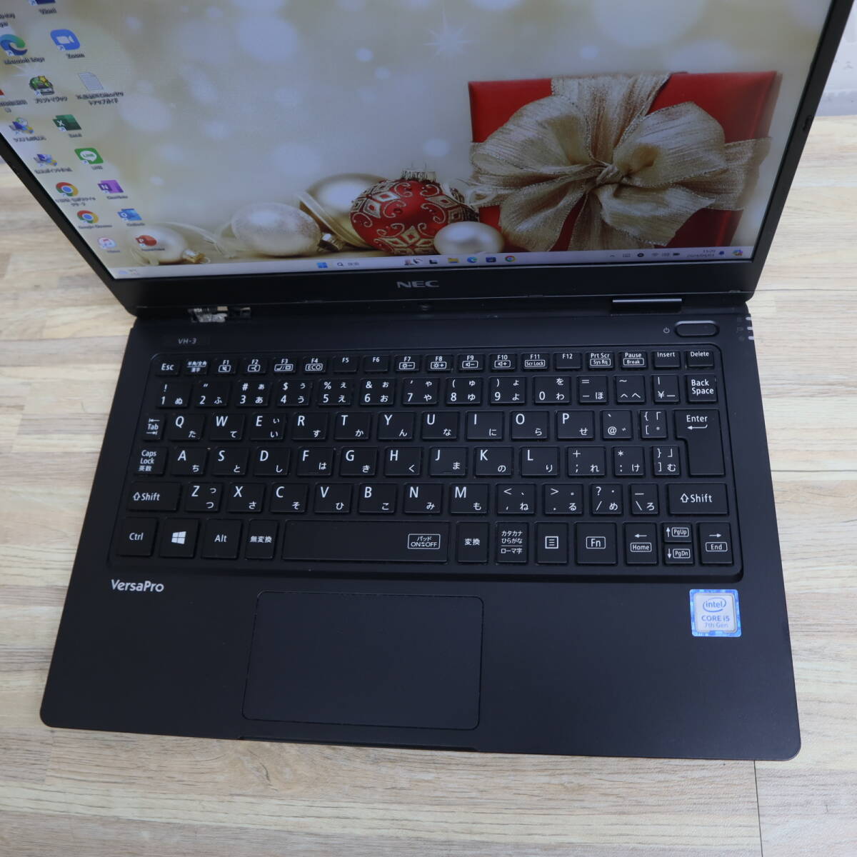 ★中古PC 高性能7世代i5！SSD128GB メモリ8GB★VKT12H Core i5-7Y54 Webカメラ Win11 MS Office2019 Home&Business ノートPC★P70223_画像4