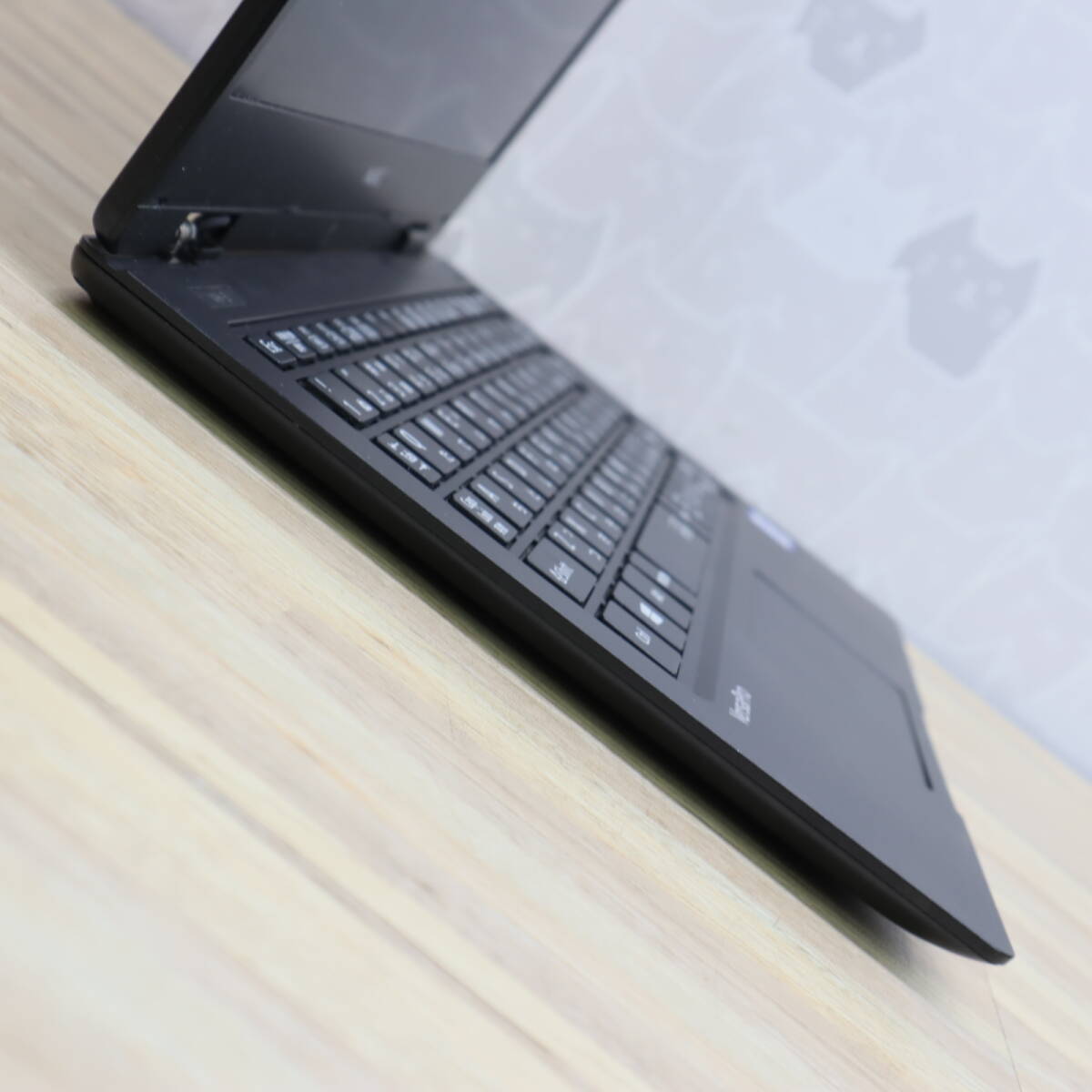 ★中古PC 高性能7世代i5！SSD256GB メモリ8GB★VKT12H Core i5-7Y54 Webカメラ Win11 MS Office2019 Home&Business ノートPC★P70072の画像6