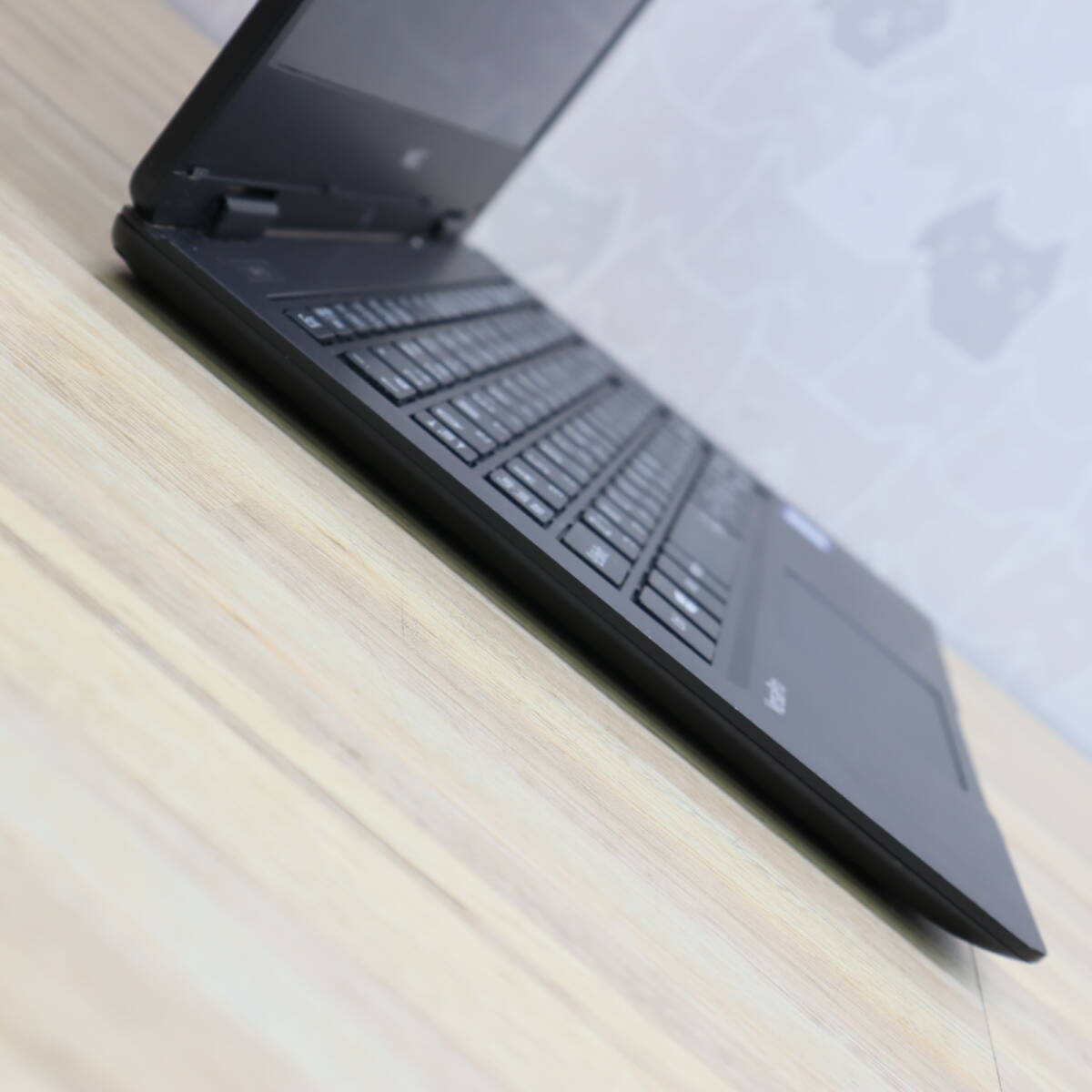 ★中古PC 高性能7世代i5！SSD256GB メモリ8GB★VKT12H Core i5-7Y54 Webカメラ Win11 MS Office2019 Home&Business ノートPC★P70271_画像6