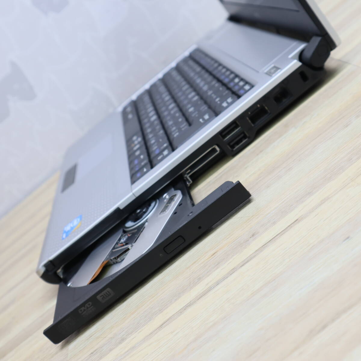 ★美品 高性能i5！160GB★VK13M Core i5-U560 Win11 MS Office 中古品 ノートPC★P69971_画像7