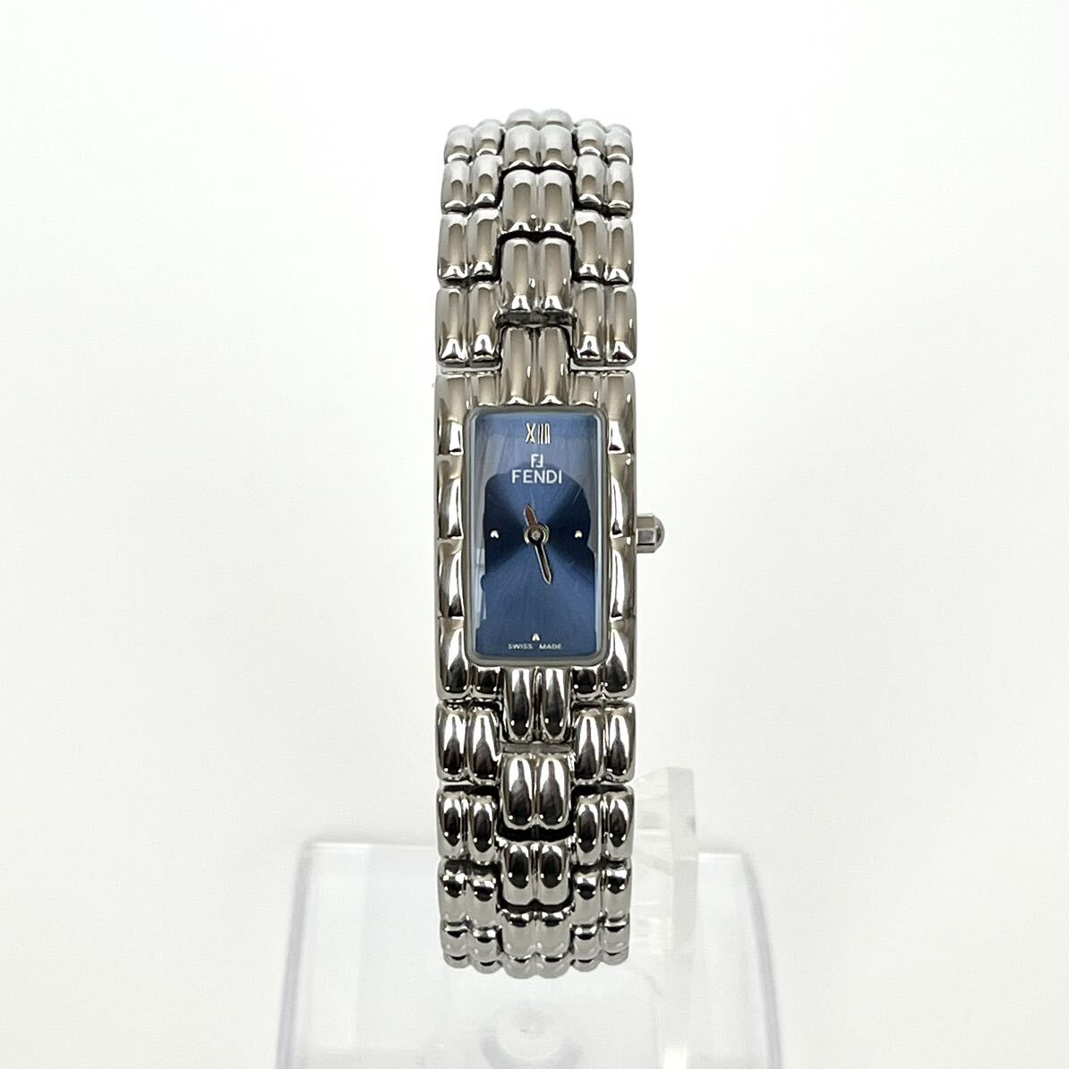 【稼働】磨き済み フェンディ FENDI 660L レディース 腕時計 美品 電池新品 ブルー文字盤 s1684の画像6