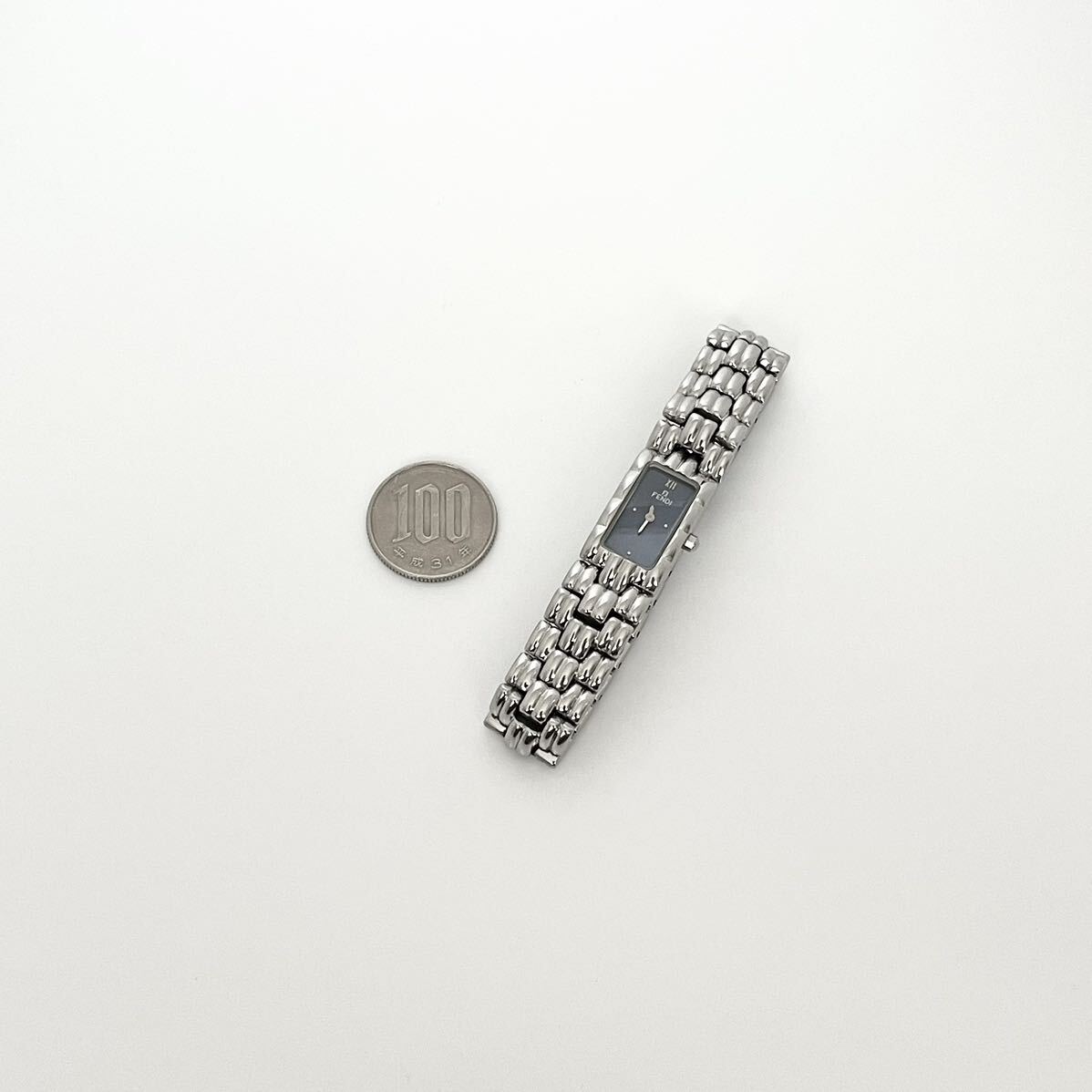 【稼働】磨き済み フェンディ FENDI 660L レディース 腕時計 美品 電池新品 ブルー文字盤 s1684の画像9