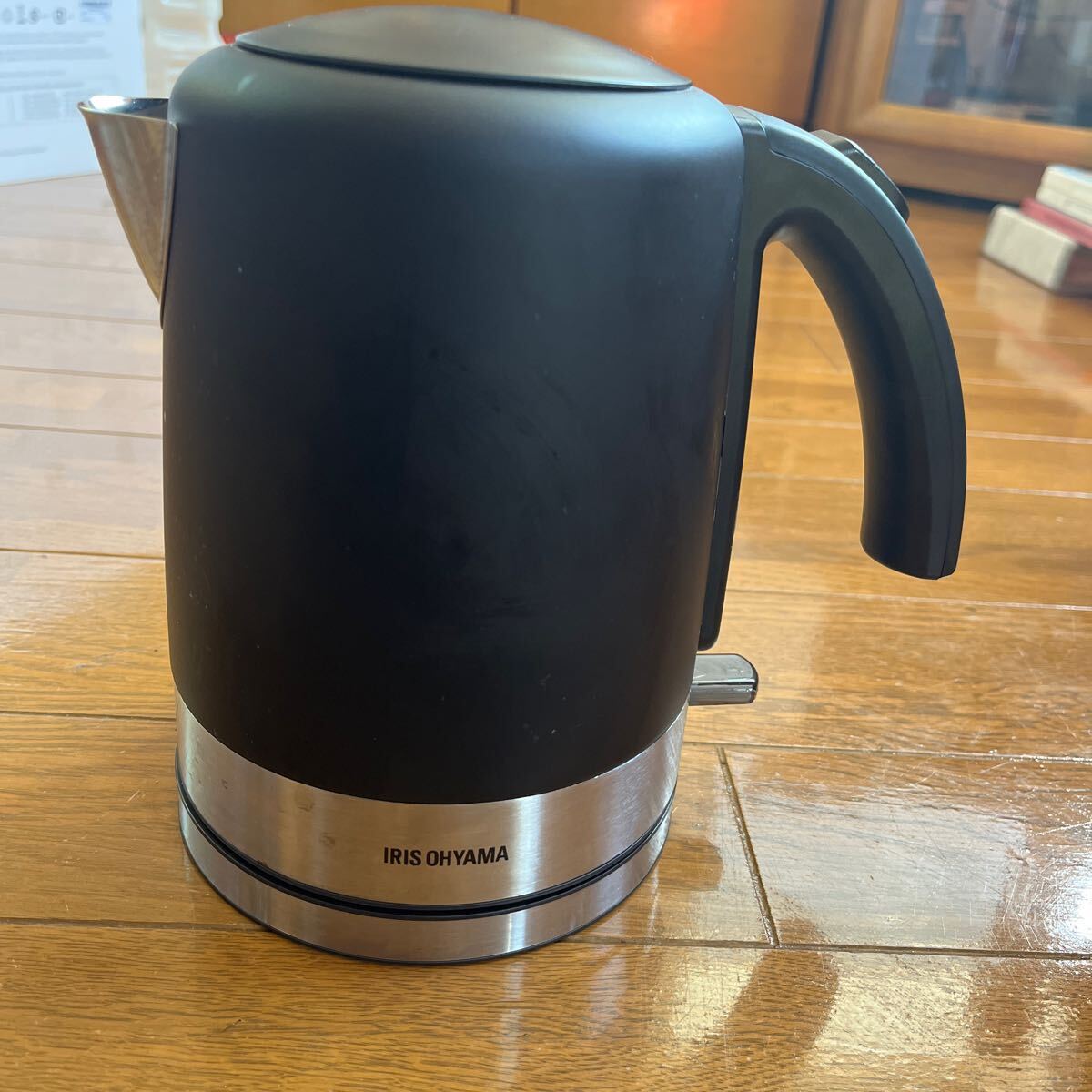 2021 year made electric kettle hot water dispenser Iris o-yamaIKE-D1000 black 