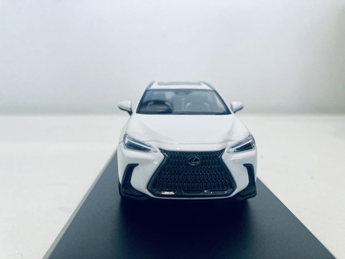 【送料無料】1/43 京商 レクサス LEXUS NX 450h+ Sonic Quartz_画像9