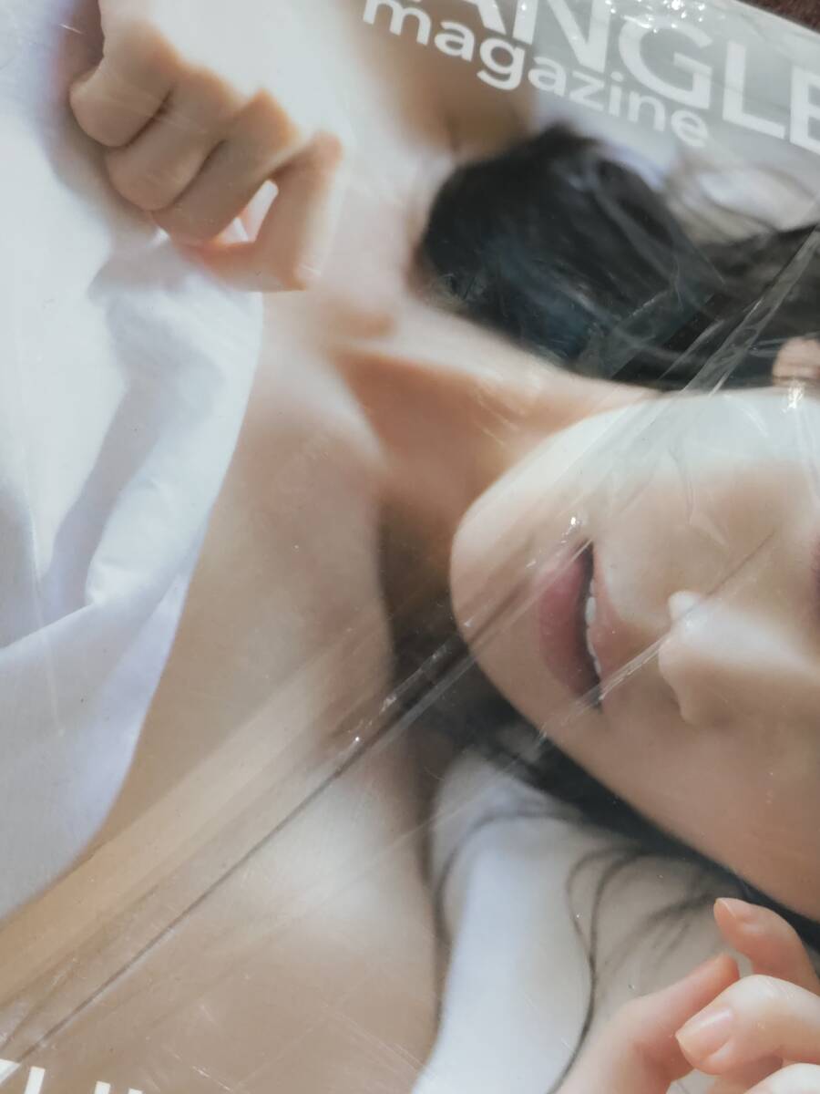 講談社『TRIANGLE magazine 01 乃木坂46』山下美月【新品未開封】の画像3