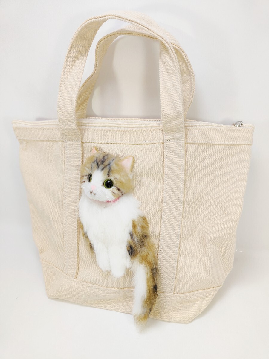 -nyamu- キジ白猫のおすわりトートバッグ トートバッグ かばん ファスナーバッグ ハンドメイドの画像2