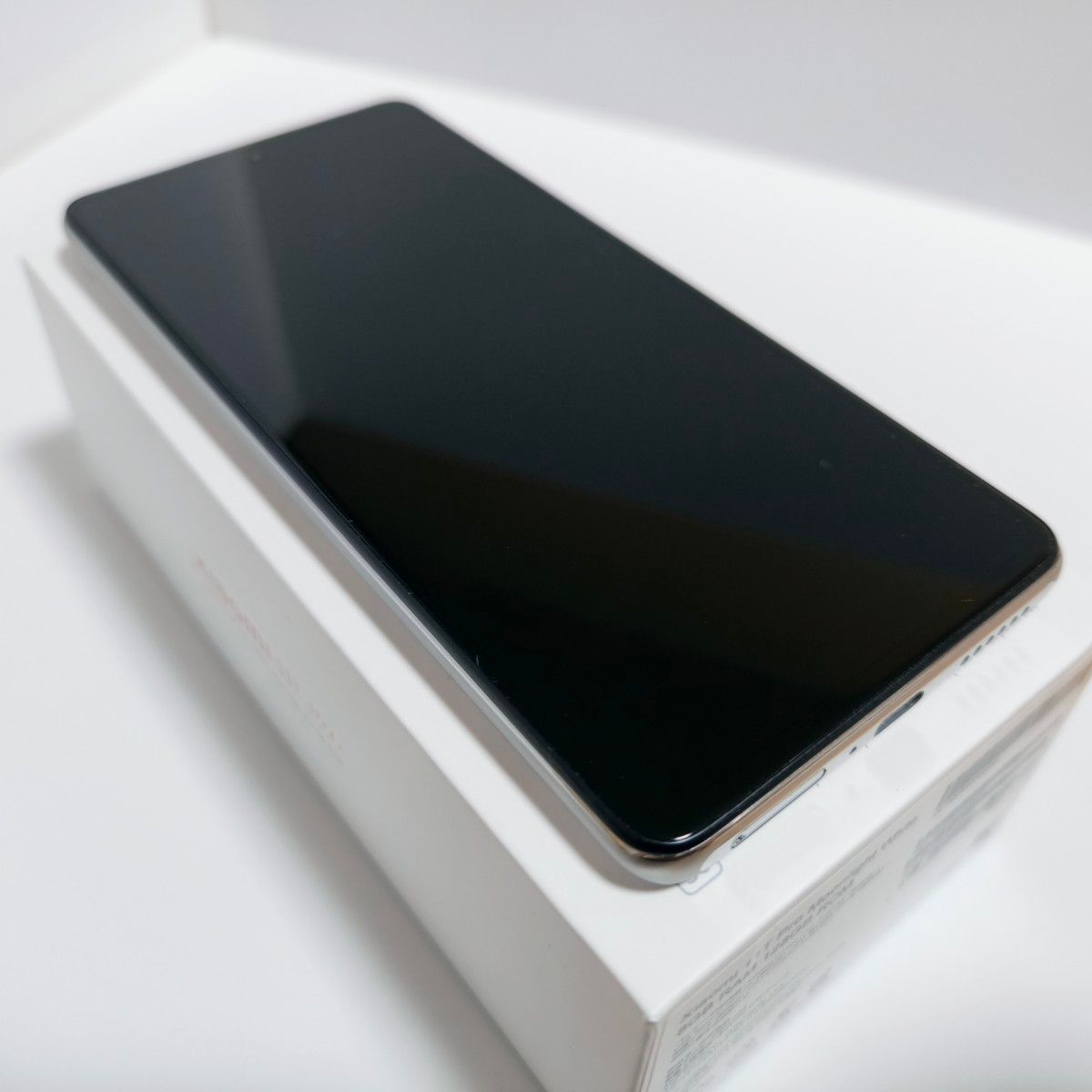 Xiaomi 11T Pro SIMフリー ムーンライトホワイト 128GB