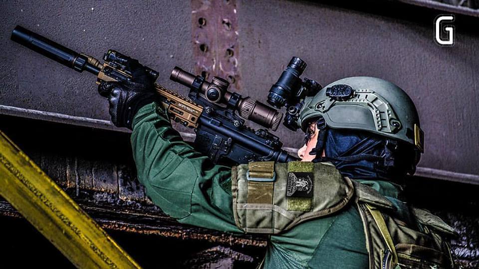 GEISSELEタイプ SMR MK8 DDC 13インチ M-LOK スーパーレプリカ ハンドガード ガイズリー AEG 次世代 MWS用 マルイ VFC bcm FBI HRT