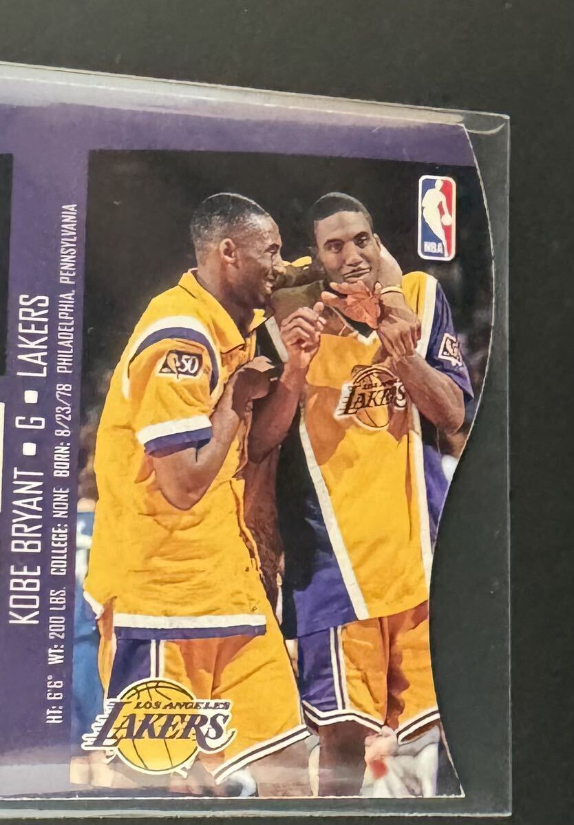 1997 Kobe Bryant Upper Deck SPX Die Cut Gold Parallel - Los Angeles Lakers Card #22 Hologram Holoview コービーの画像4