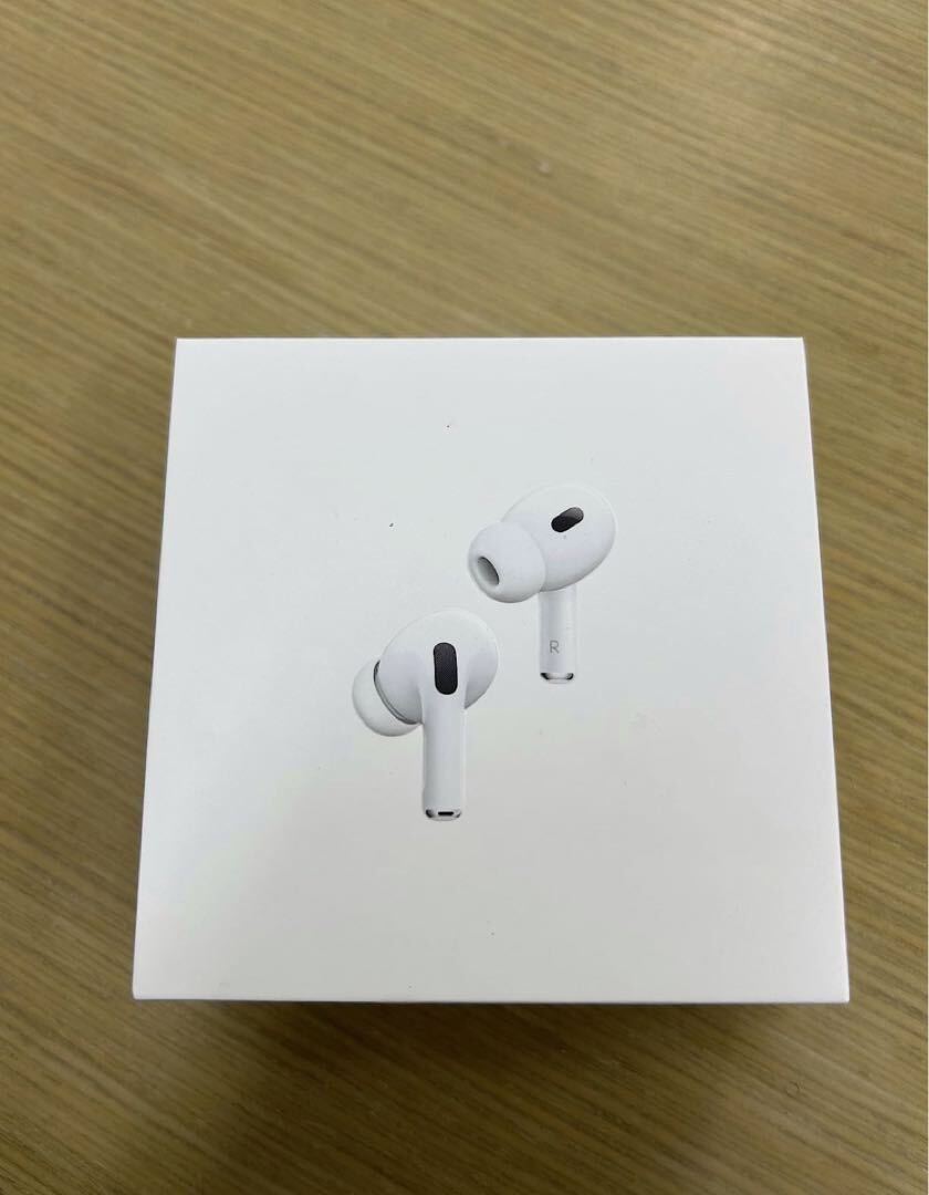 Apple MagSafe充電ケース（USB-C）付きAirPods Pro（第2世代）MTJV3J/A 新品 未開封_画像1