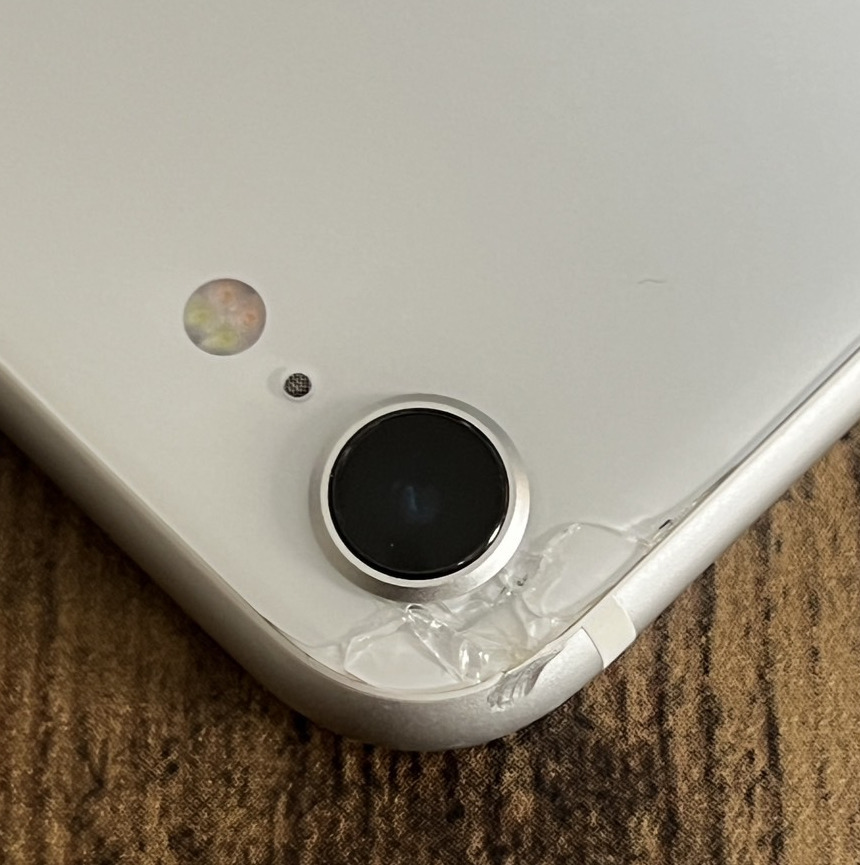 【送料無料】ジャンク Apple版 simロック解除済 iPhoneSE2 64GB ホワイトの画像6