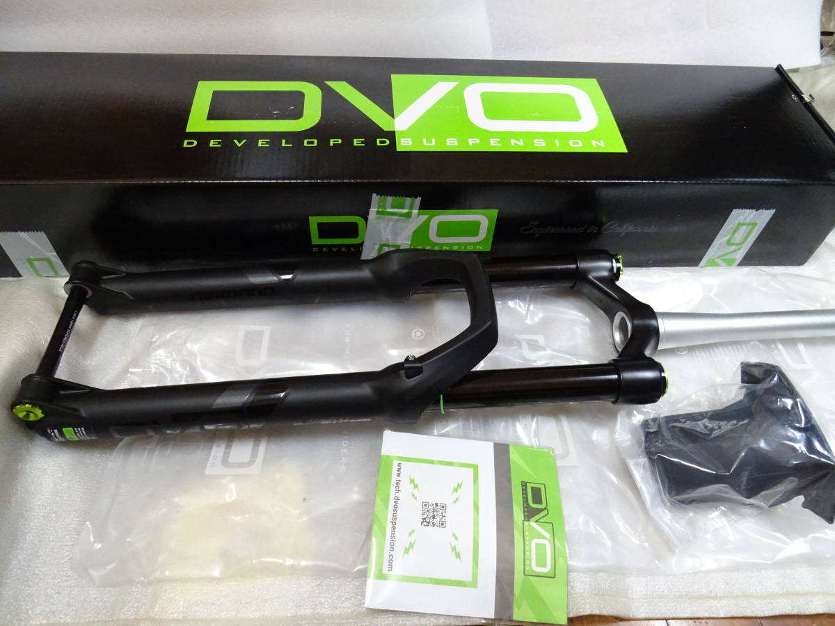新品 DVO Diamond D1 27.5 boost 170mm 15X110 黒_画像1