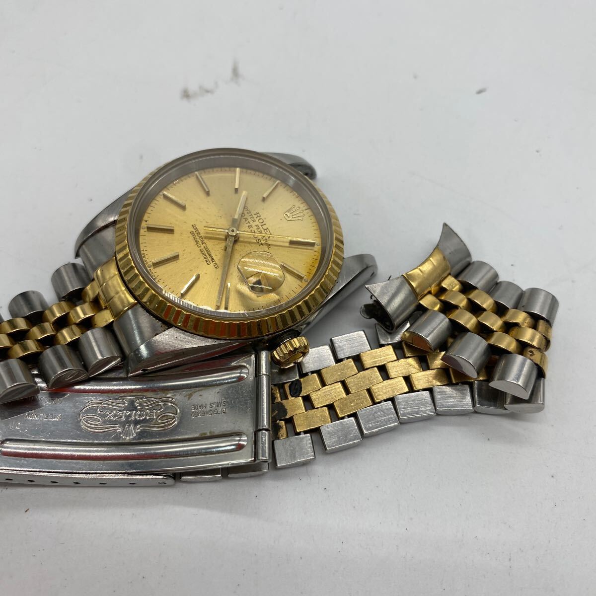 2403H40 ROLEX DATE JUST ロレックス デイトジャスト ref.16233 X番15.... 6ケタシリアル 箱付き 上部ベルトバネ欠損 稼働ok 現状品_画像8