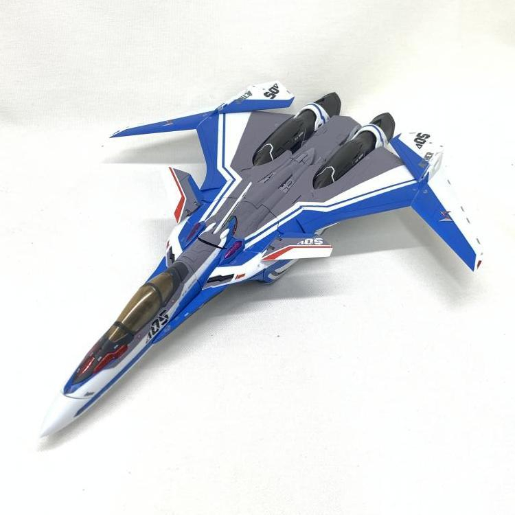絶対的な信頼 中古】開封)DX超合金 劇場版 VF-31J ジークフリード (ハヤテ 超時空要塞マクロス