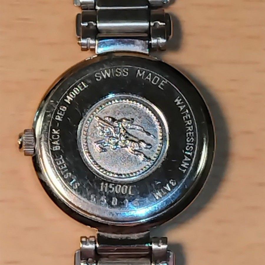 【美品】BURBERRY(バーバリー)レディース腕時計 シルバー ケース付き