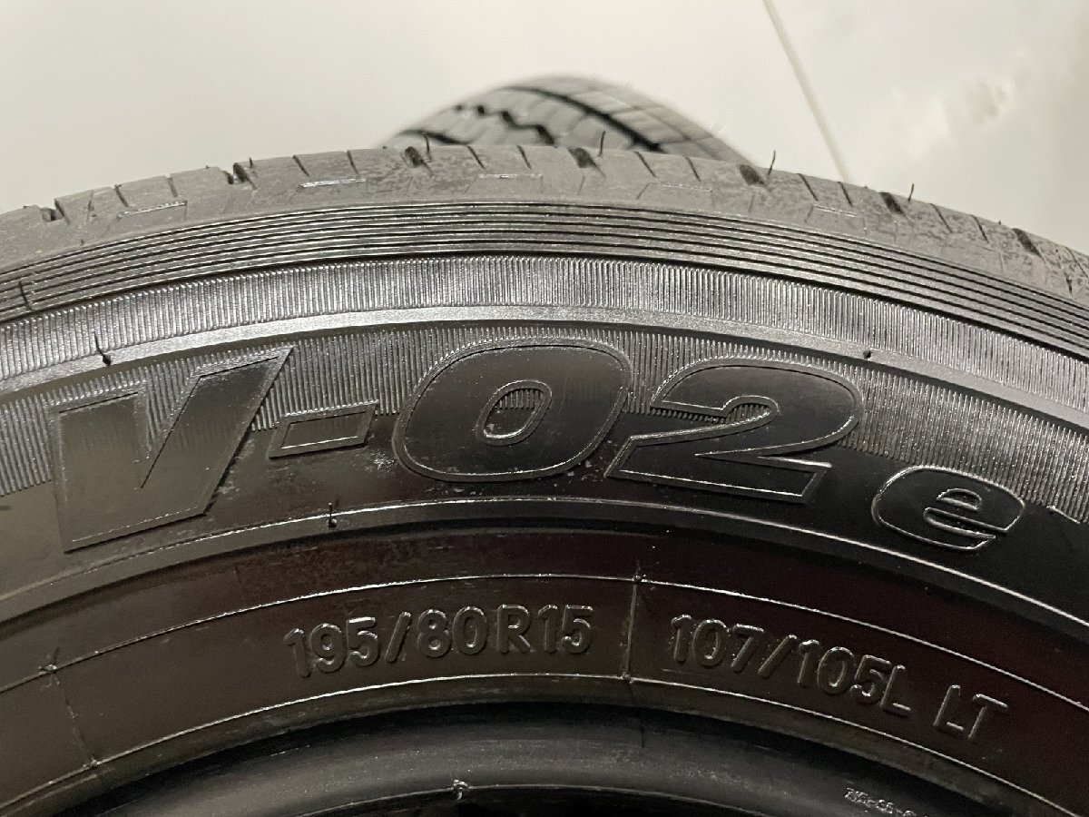 走行短め TOYO V-02e 195/80R15 107/105L LT 15インチ 夏タイヤ 4本 20年製 ハイエース キャラバン等　(MTR163)_画像8