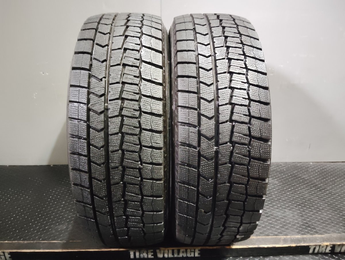 走行短め DUNLOP WINTER MAXX WM02 215/60R16 16インチ スタッドレス 2本 22年製 マークX エスティマ ヴェゼル等　(KTM026)_画像1