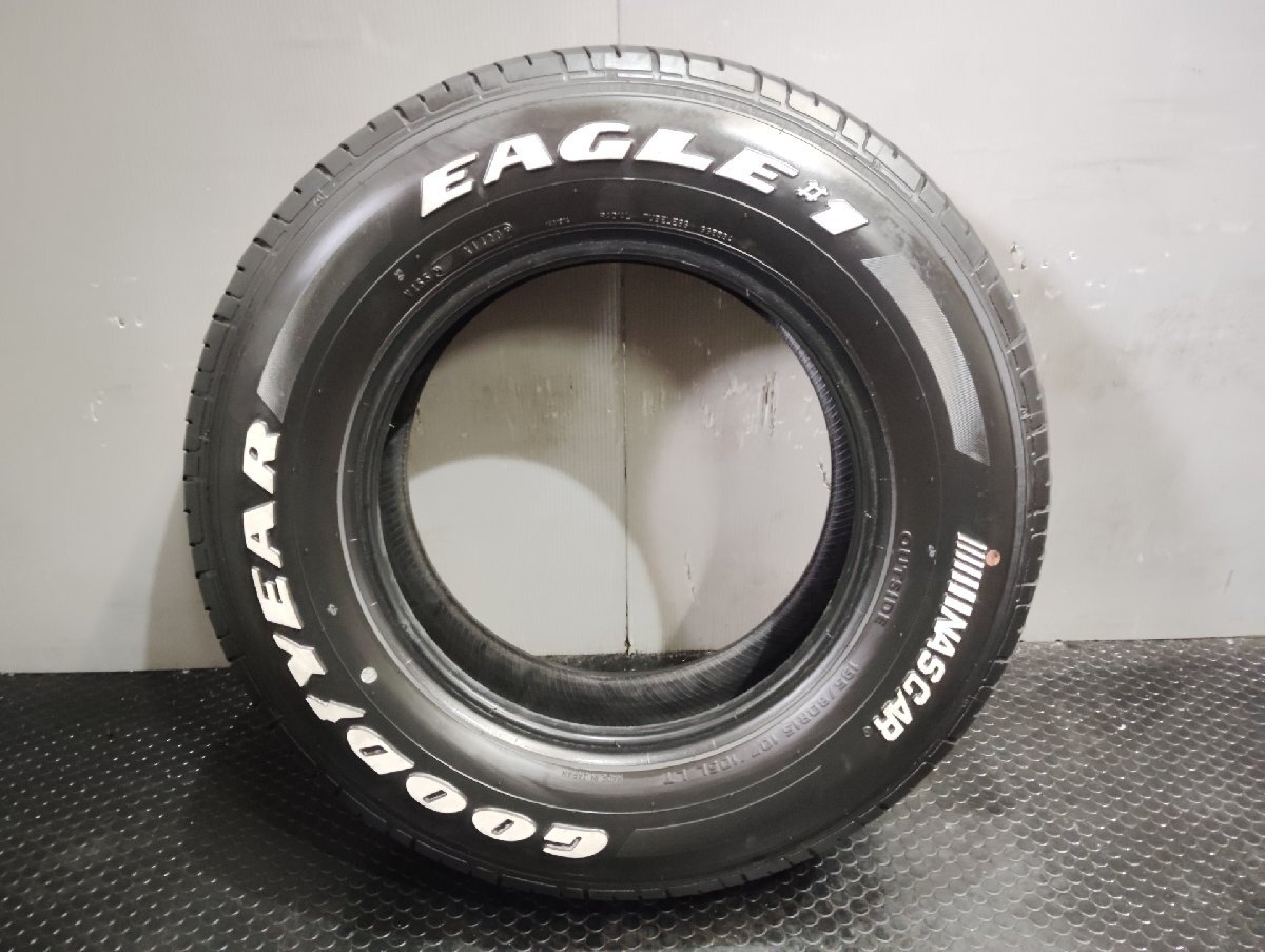 GOODYEAR EAGLE #1 NASCAR ナスカー 195/80R15 107/105L LT 15インチ 夏タイヤ 1本 ホワイトレター ハイエース キャラバン等　(VTH942)_画像6