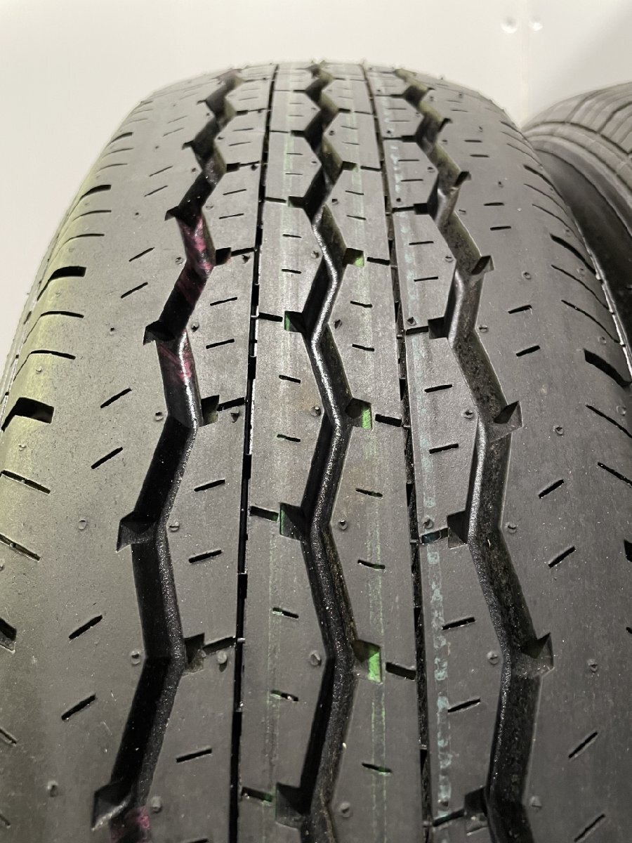 新車外し 2023年製 DUNLOP SP175N 195/80R15 107/105N LT 15インチ 夏タイヤ 4本 キャラバン ハイエース等 (JR646)の画像2