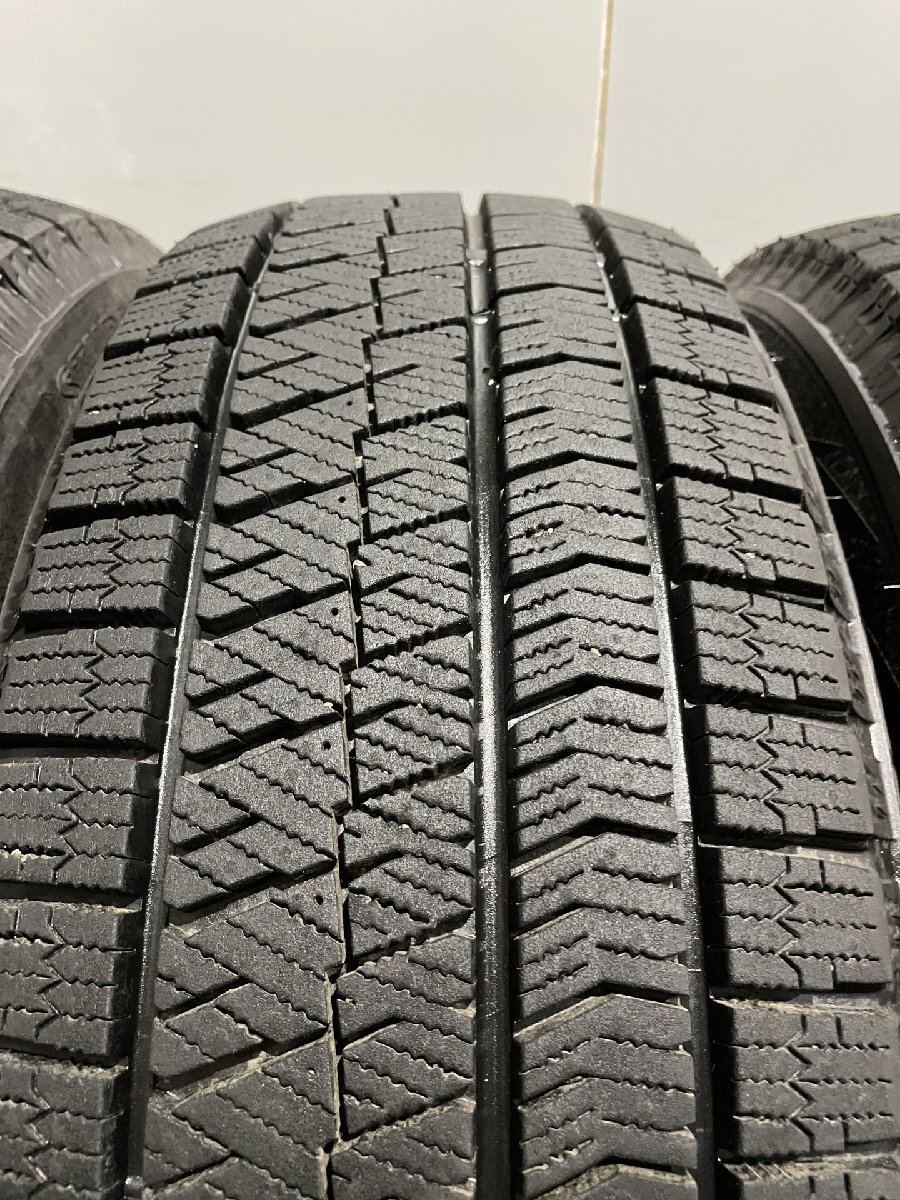 BS BRIDGESTONE BLIZZAK VRX2 205/60R16 16インチ スタッドレス 4本 22年製 バリ溝 ステップワゴン ビアンテ ノア ヴォクシー等　(KTJ034)_画像3