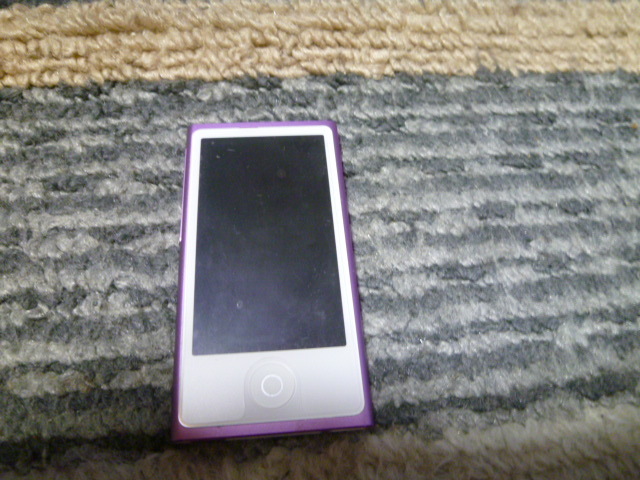 iPod Nano 16GB MD479LL ピンク_画像2