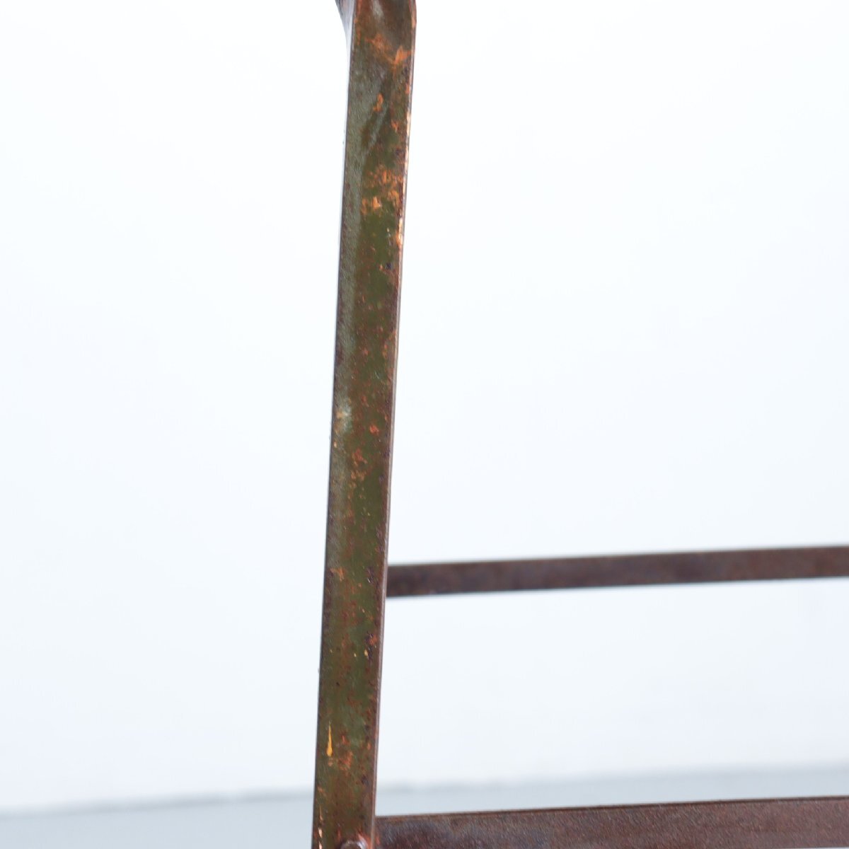 ヴィンテージ インダストリアルスツール / アメリカ ファクトリー 椅子 店舗什器 ガレージ チェア USA 鉄脚 メタル #502-166-235_画像9
