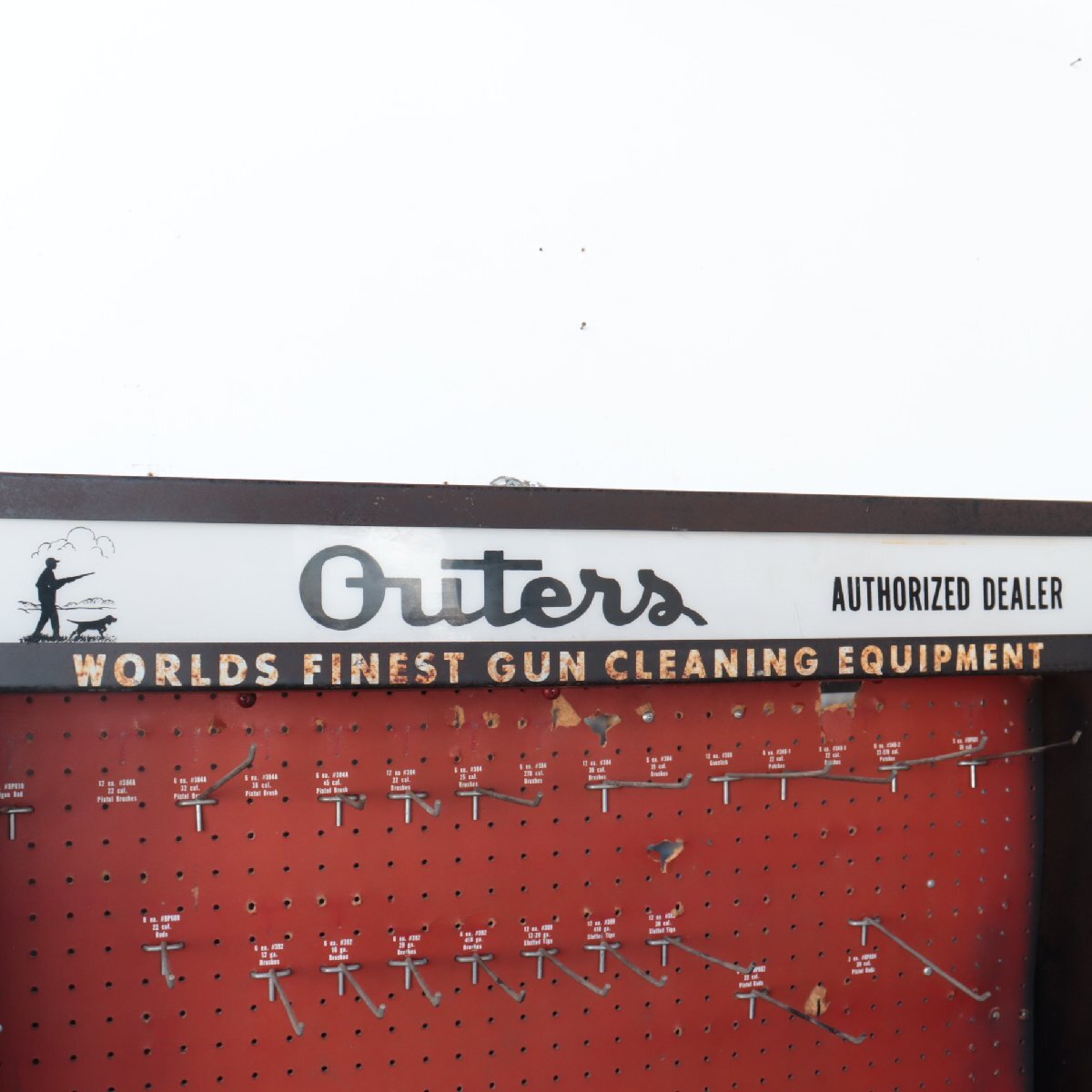 Outers ヴィンテージ ウォールラック【#5352】アメリカ USA インダストリアル GUN 店舗什器 飾り棚 ディスプレイ ガレージ 有孔ボード_画像3