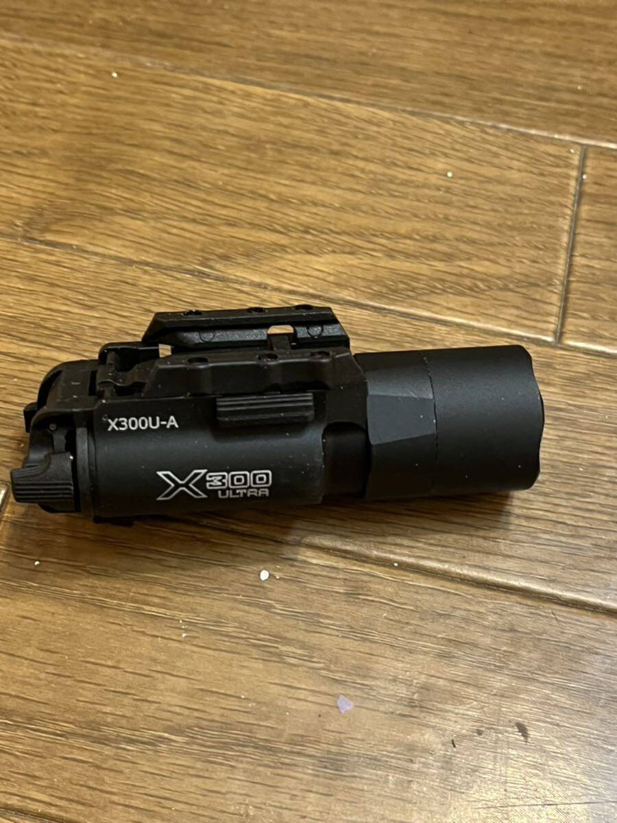 SUREFIREタイプ X300U ウェポンライト レプリカ 東京マルイ glock baton sig air m17 2の画像1