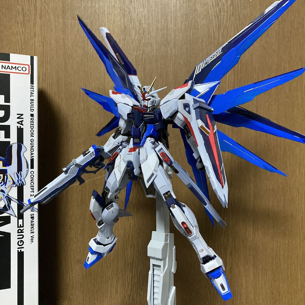 BANDAI METAL BUILD freedom Gundam CONCEPT 2 SNOW SPARKLE Ver. дополнение Mobile Suit Gundam SEED Bandai metal build 