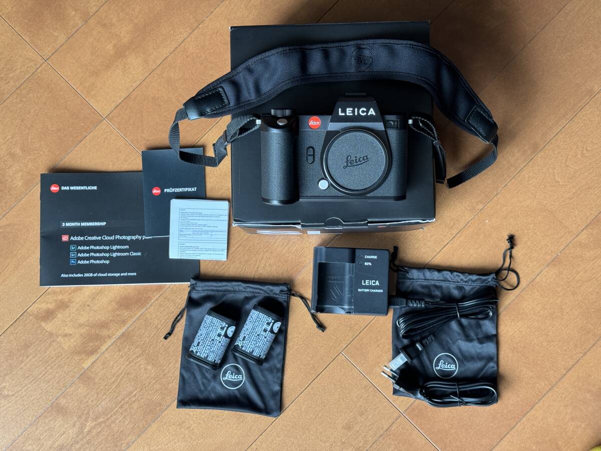 142000円 LEICA SL2 元箱、BP-SCL4バッテリーx2個、充電器 142000円 LEICA SL2 元箱、BP-SCL4バッテリーx2個、充電器