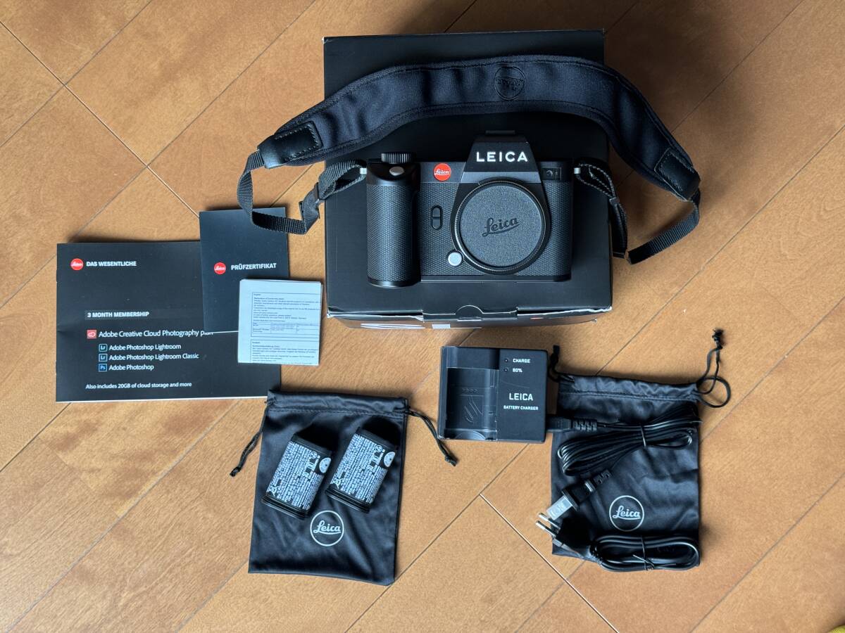 【ゴールデンウィークセール！】LEICA SL2 元箱、BP-SCL4バッテリーx2個、充電器、ストラップ付きの画像1