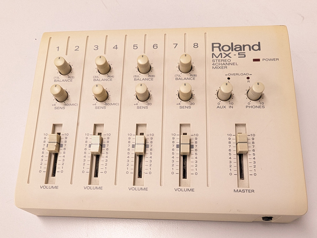 #Roland MX-5 stereo mixer #