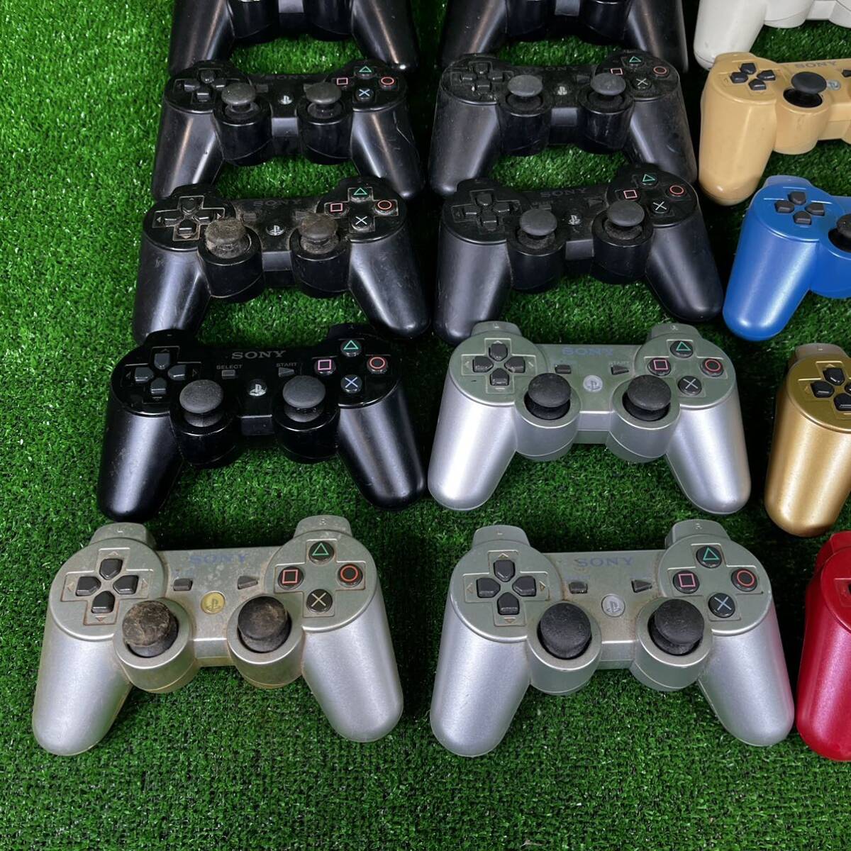 32@PS3 純正 コントローラー DUALSHOCK3 本体 まとめて 25個 セット まとめ売り デュアルショック3 プレステ3 ジャンクの画像2