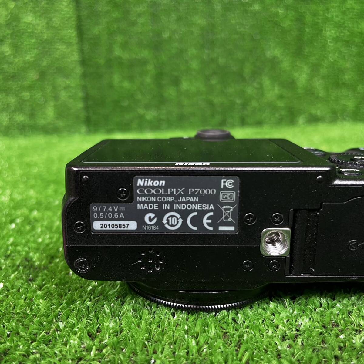 A-188 Nikon COOLPIX P7000 ブラック 本体のみ コンパクトデジタルカメラ ニコン 中古 ジャンク_画像5