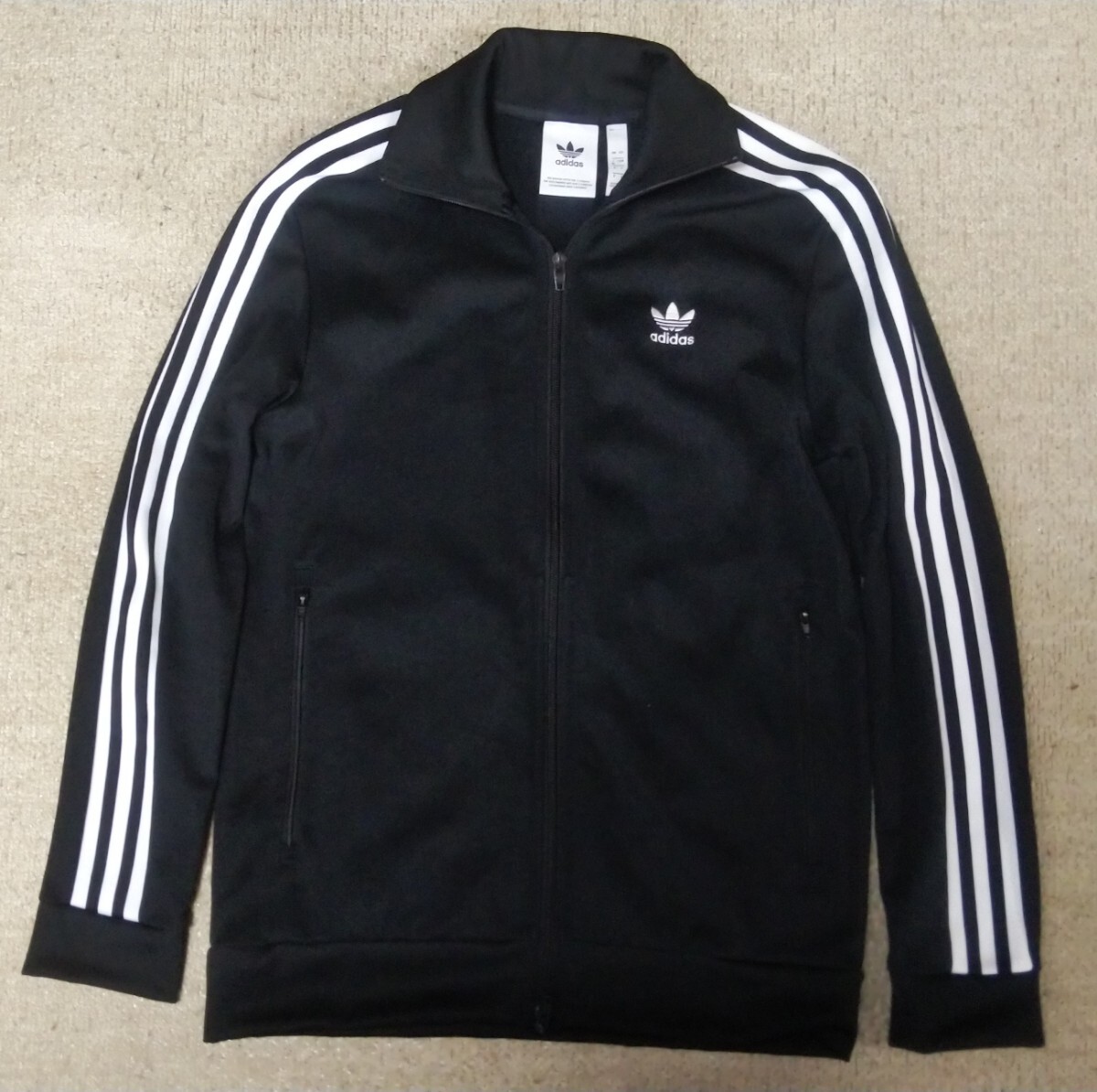 ◎美品◎激タイト◎人気モデル◎adidas originals アディダスヨーロッパトラックトップジャージ size M 黒×白_画像1