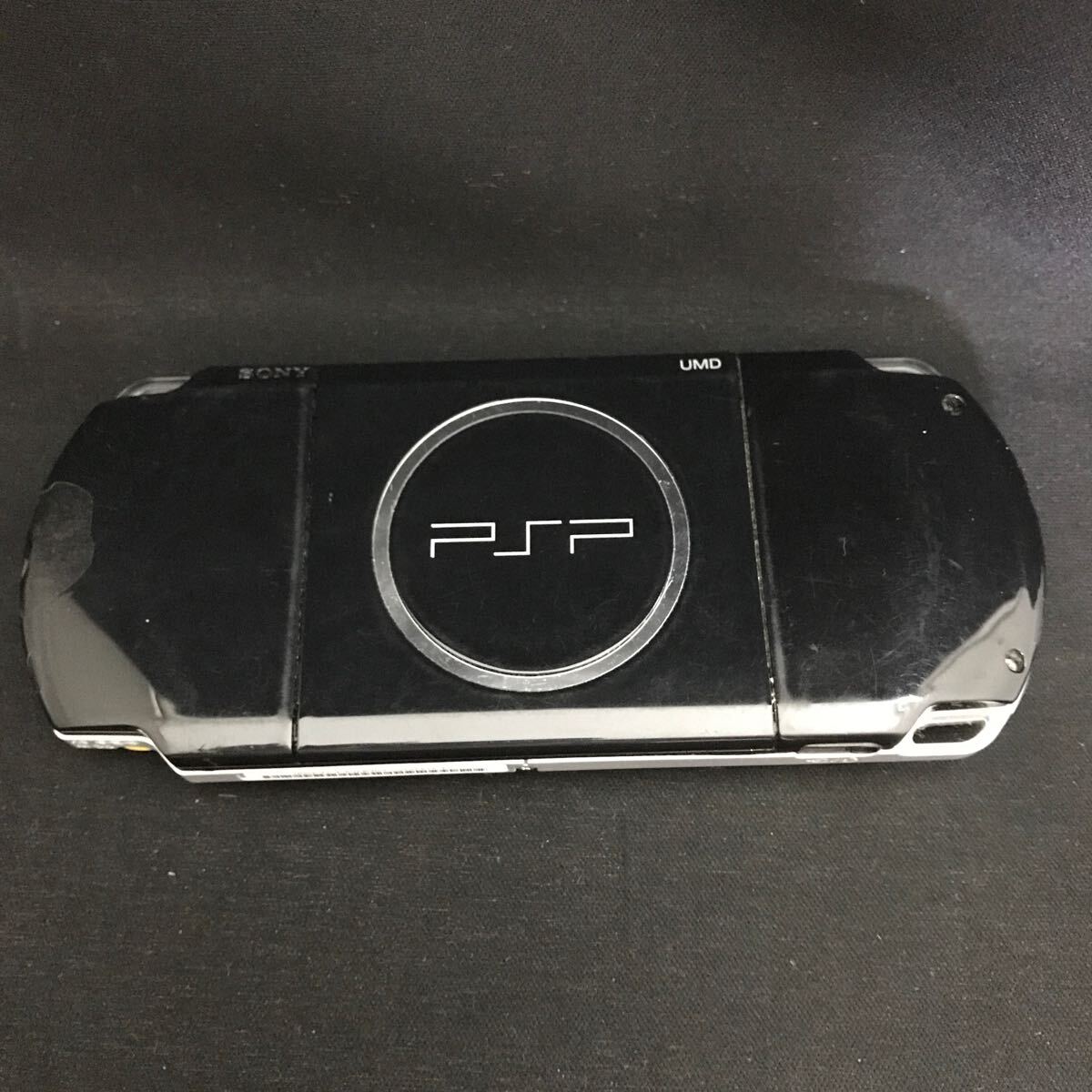 【W574】Playstation Portable 3000 ブラック 本体のみ ソフト付/起動確認済 バッテリー 充電器無 プレイステーションポータブル の画像3