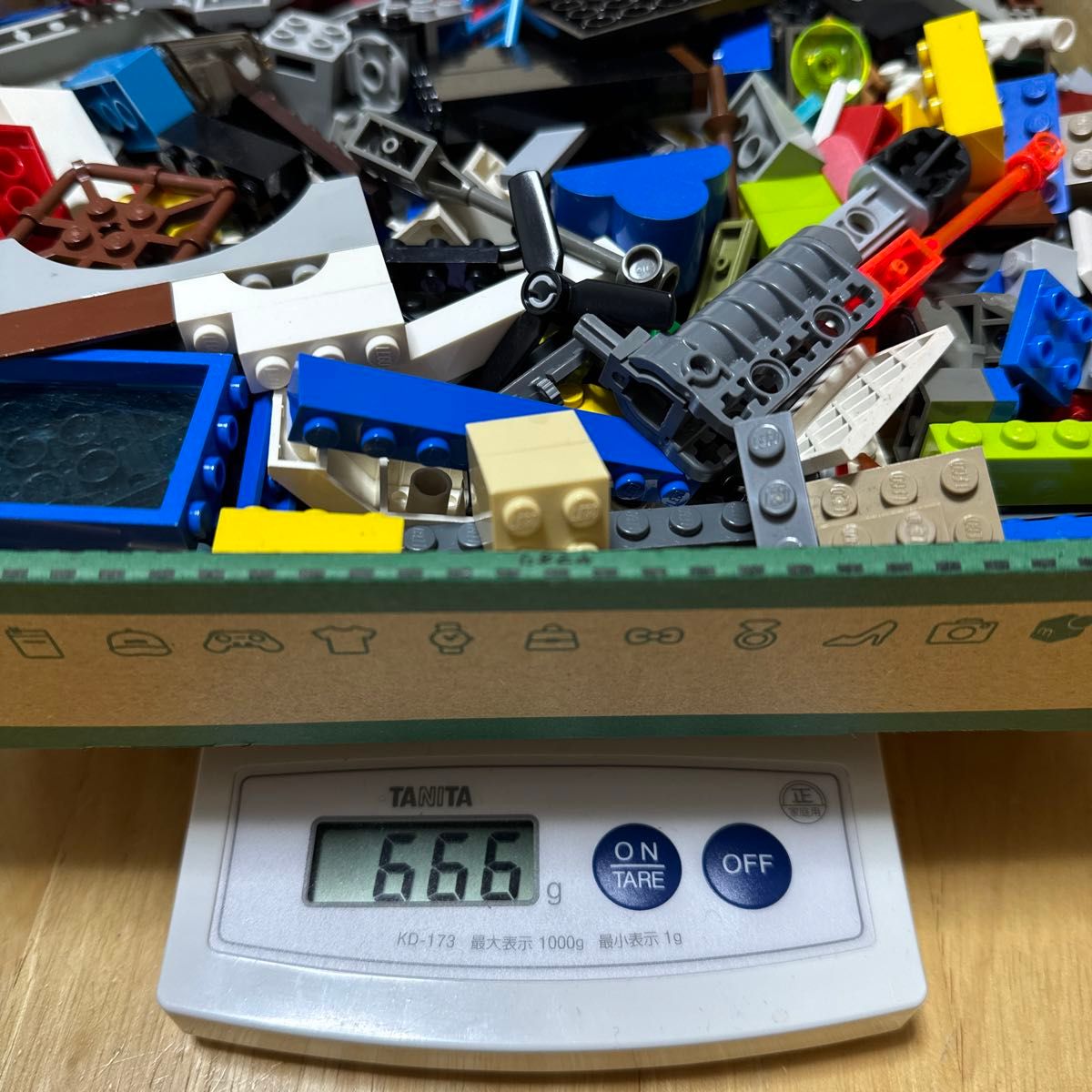 レゴ（lego）666g！まとめ売り 0.66kg　基本ブロック大量　中古