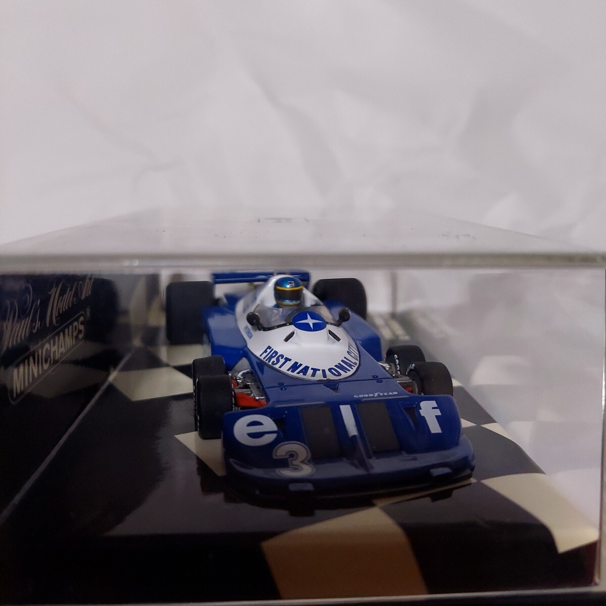 ミニチャンプス1/43 TYRRELL FORD P34 1977 elf #3の画像5