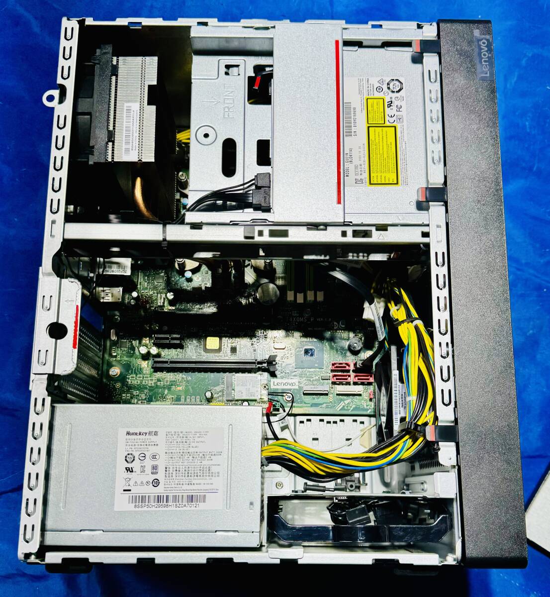 S60424201 Lenovo ThinkStation P340 Workstation 1点※CORE i7 10TH GEN搭載可能【通電OK】の画像4